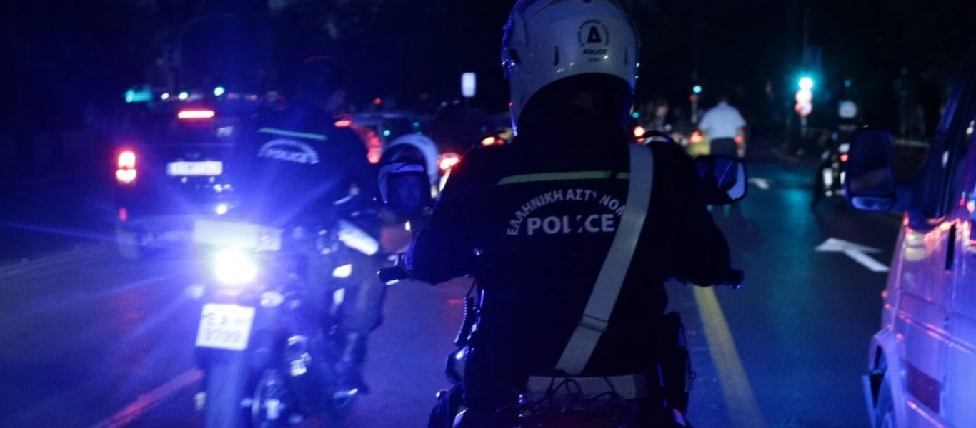 Επίθεση με γκαζάκια στα γραφεία τριών εφημερίδων στο Παγκράτι